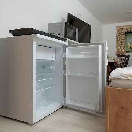 Appartement Zelena Hisa Pri Bjov, Studio 1 *