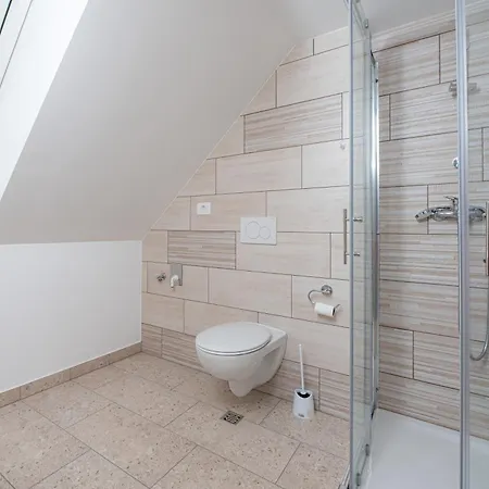 Zelena Hisa Pri Bjov, Studio 1 * Bled